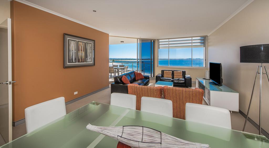 Sandcastle Apartments Порт-Маккуори Экстерьер фото